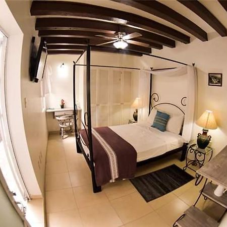 Hotel Tres Sofias Queretaro Ngoại thất bức ảnh