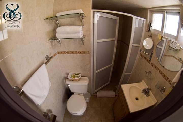 Hotel Tres Sofias Queretaro Ngoại thất bức ảnh