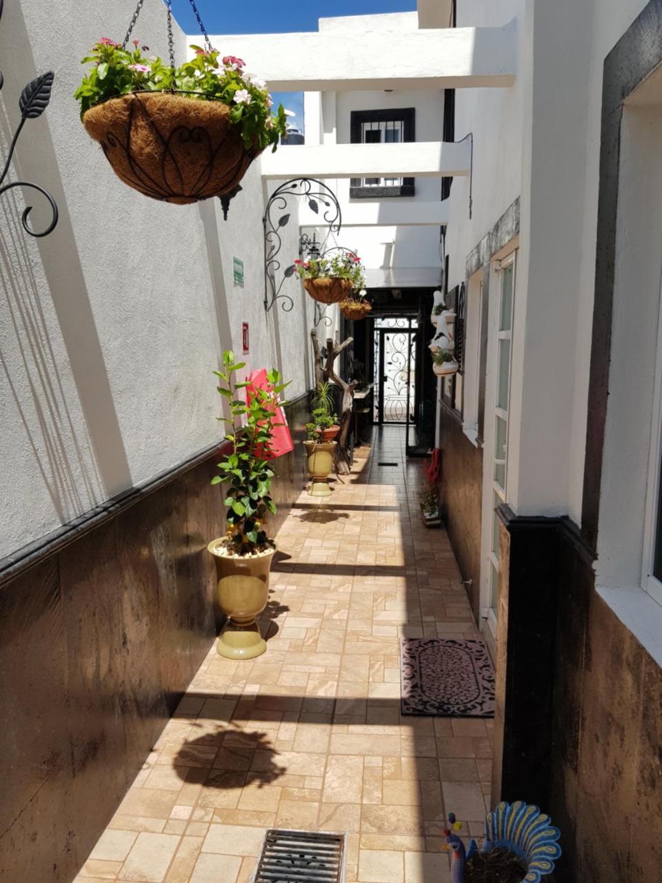 Hotel Tres Sofias Queretaro Ngoại thất bức ảnh